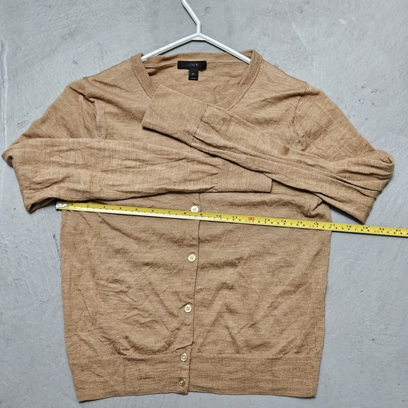 J.Crew Sz M 100% Fine Merino Wool Tan Beige Minimalist Button-Up Cardigan - Picture 10 of 11